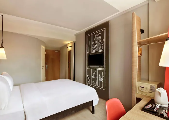 Hotel Ibis Bali Street