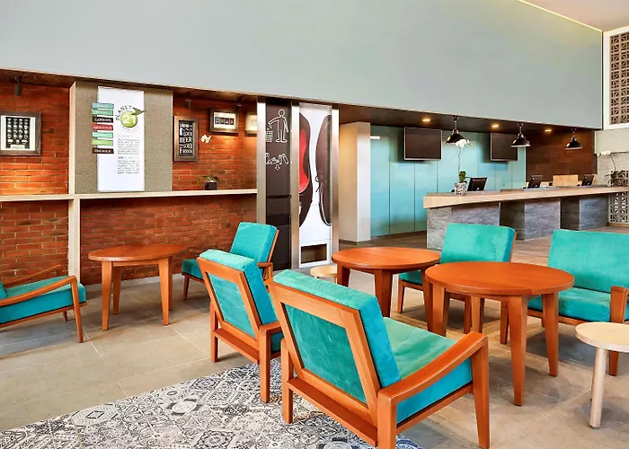 Hotel Ibis Bali Street 3*