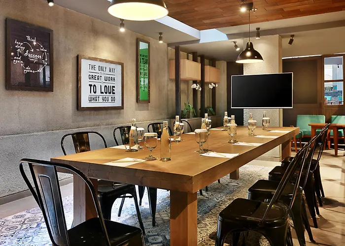 Ibis Bali Street Hotel 3*