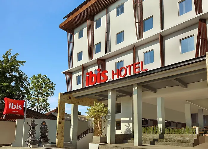 Ibis Bali Street 3*