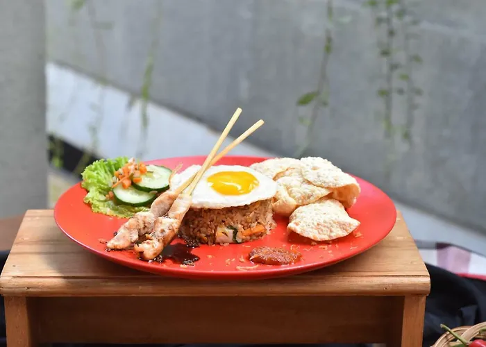 Ibis Bali Street Hotel 3*