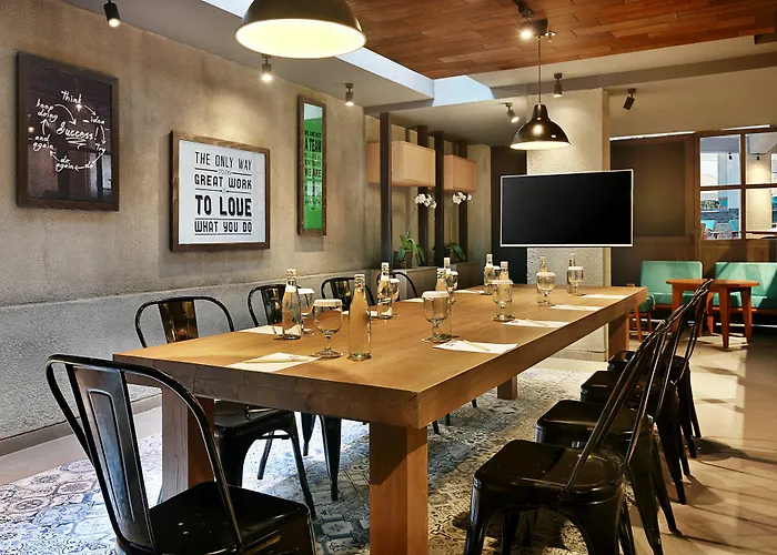 Hotel Ibis Bali Street 3*